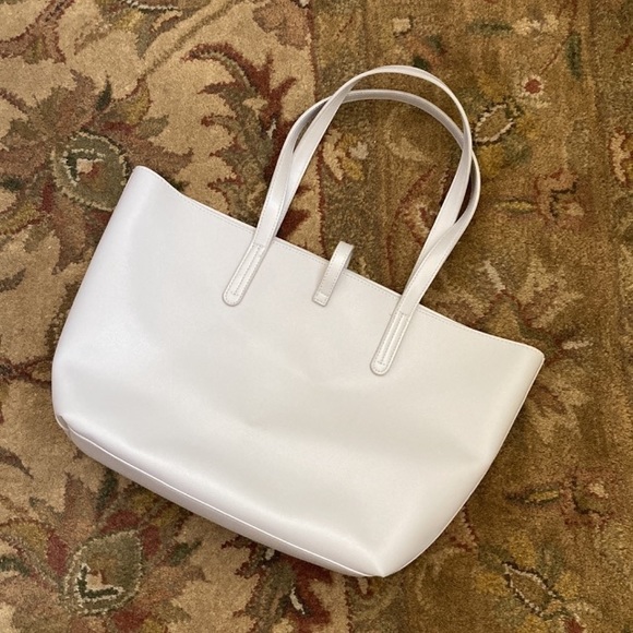 Tote Hand Bag Soft Grey Color - Picture 1 of 4